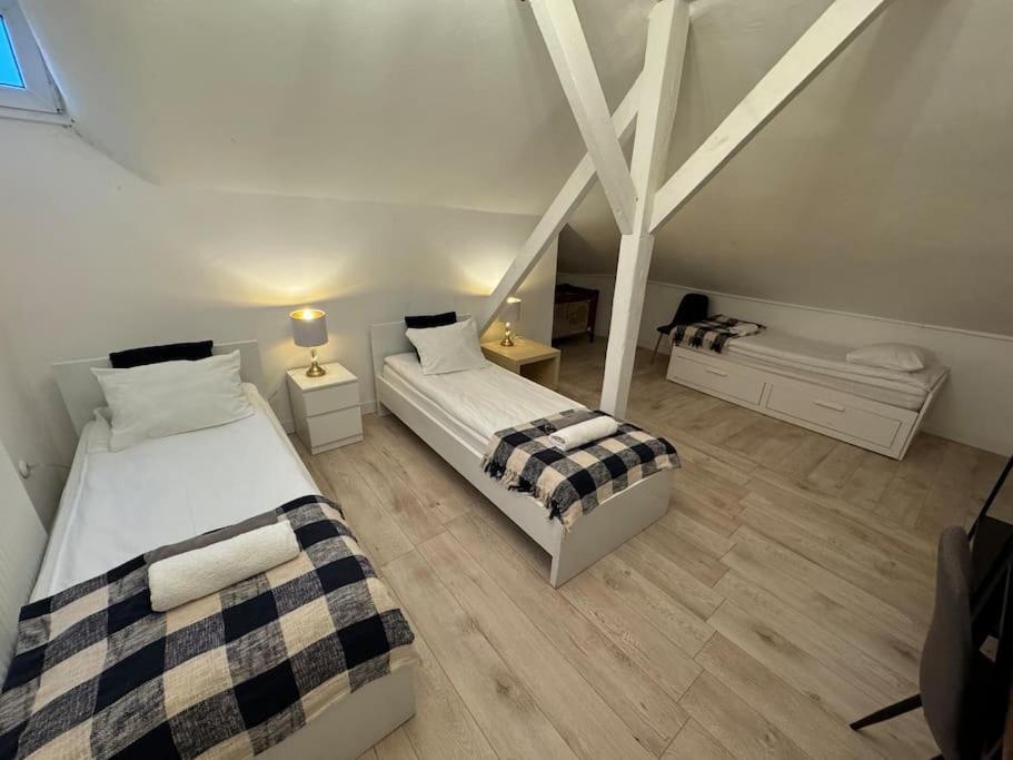 Chillout Apart 4 Bedrooms Варшава Екстериор снимка