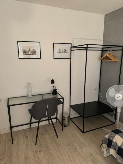 Chillout Apart 4 Bedrooms Варшава Екстериор снимка